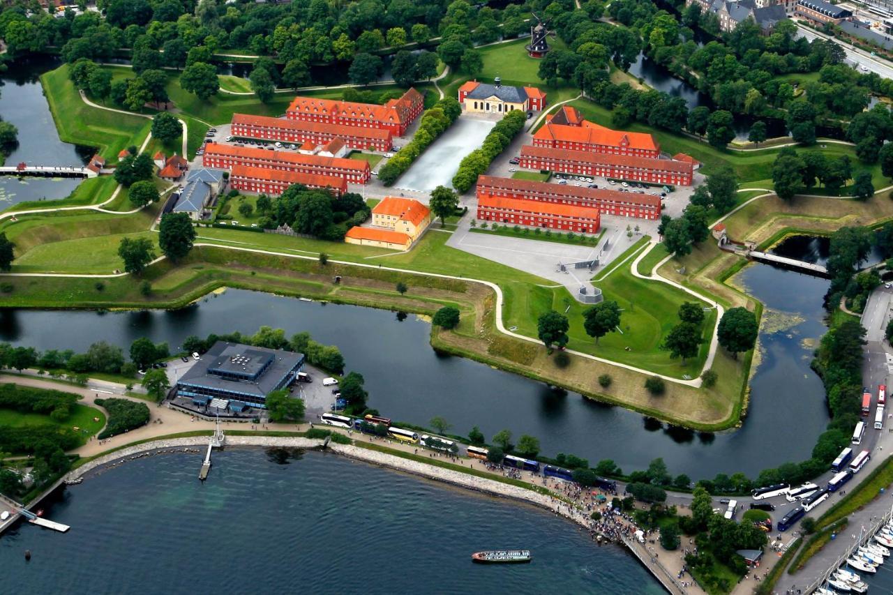 Large Apartment With Canal View In Central Cph City Копенхаген Екстериор снимка