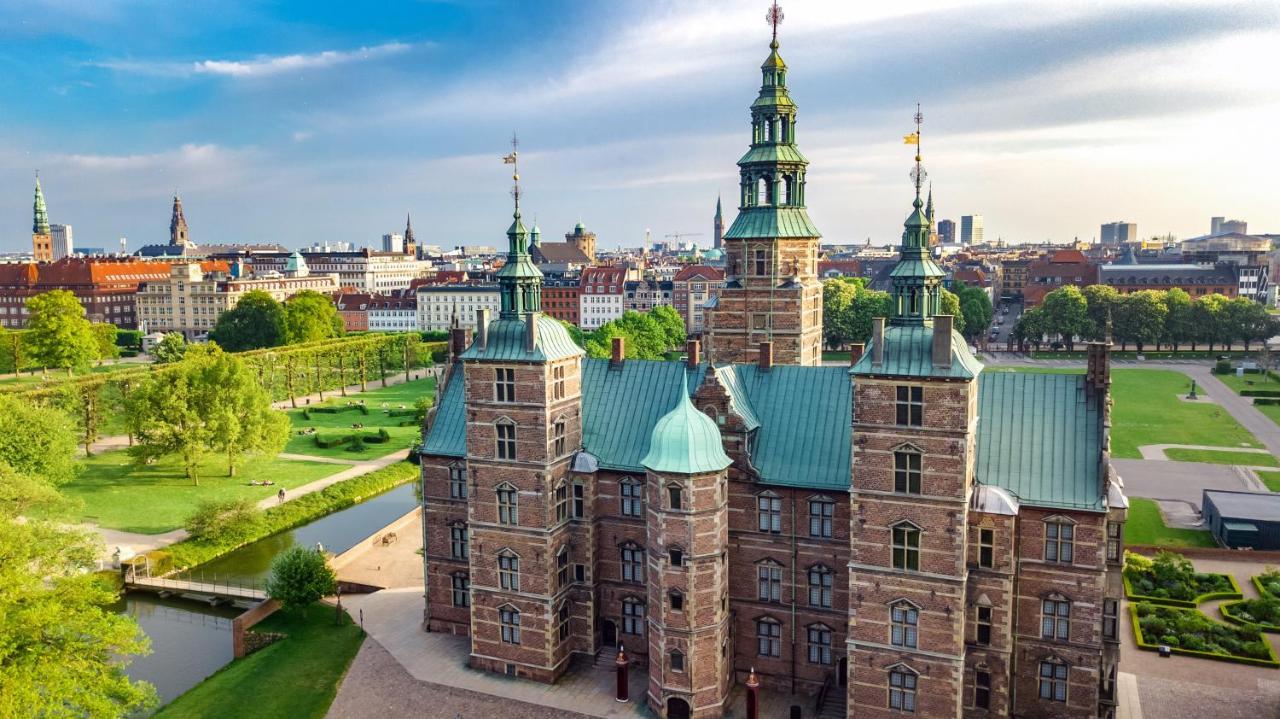 Large Apartment With Canal View In Central Cph City Копенхаген Екстериор снимка