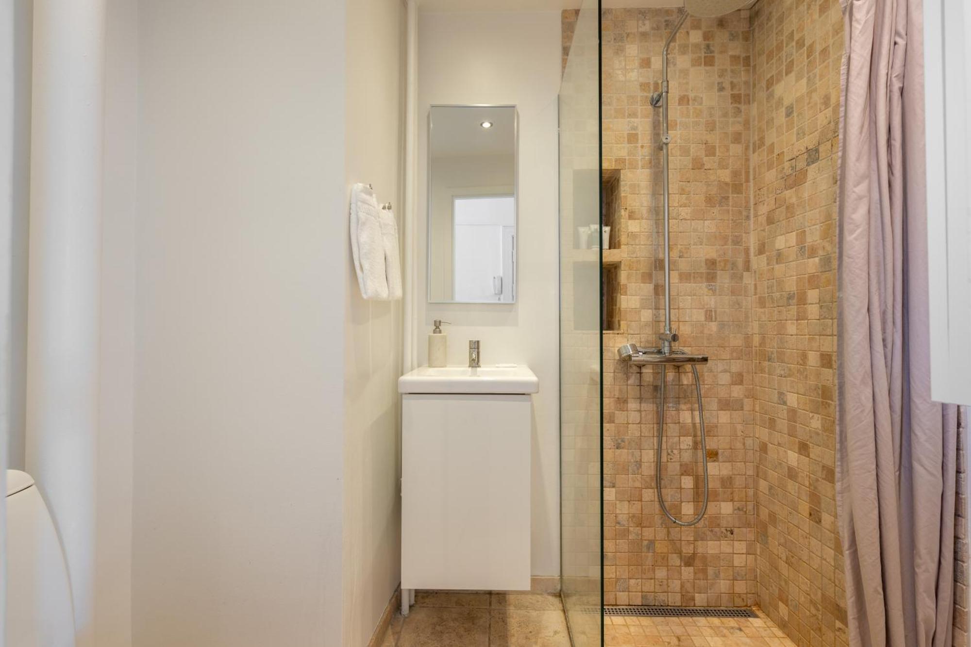 Large Apartment With Canal View In Central Cph City Копенхаген Екстериор снимка